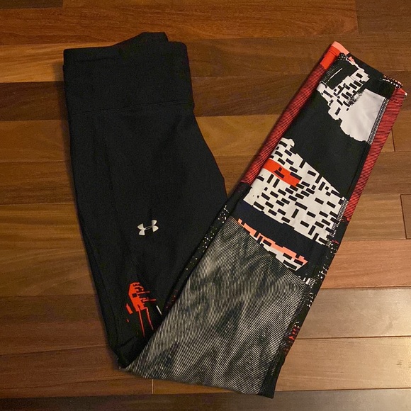 Under Armour leggings. - Picture 2 of 3